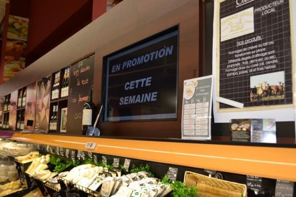 PLV dynamique : promotion sur écran de produits qui se trouvent dans le magasin. 